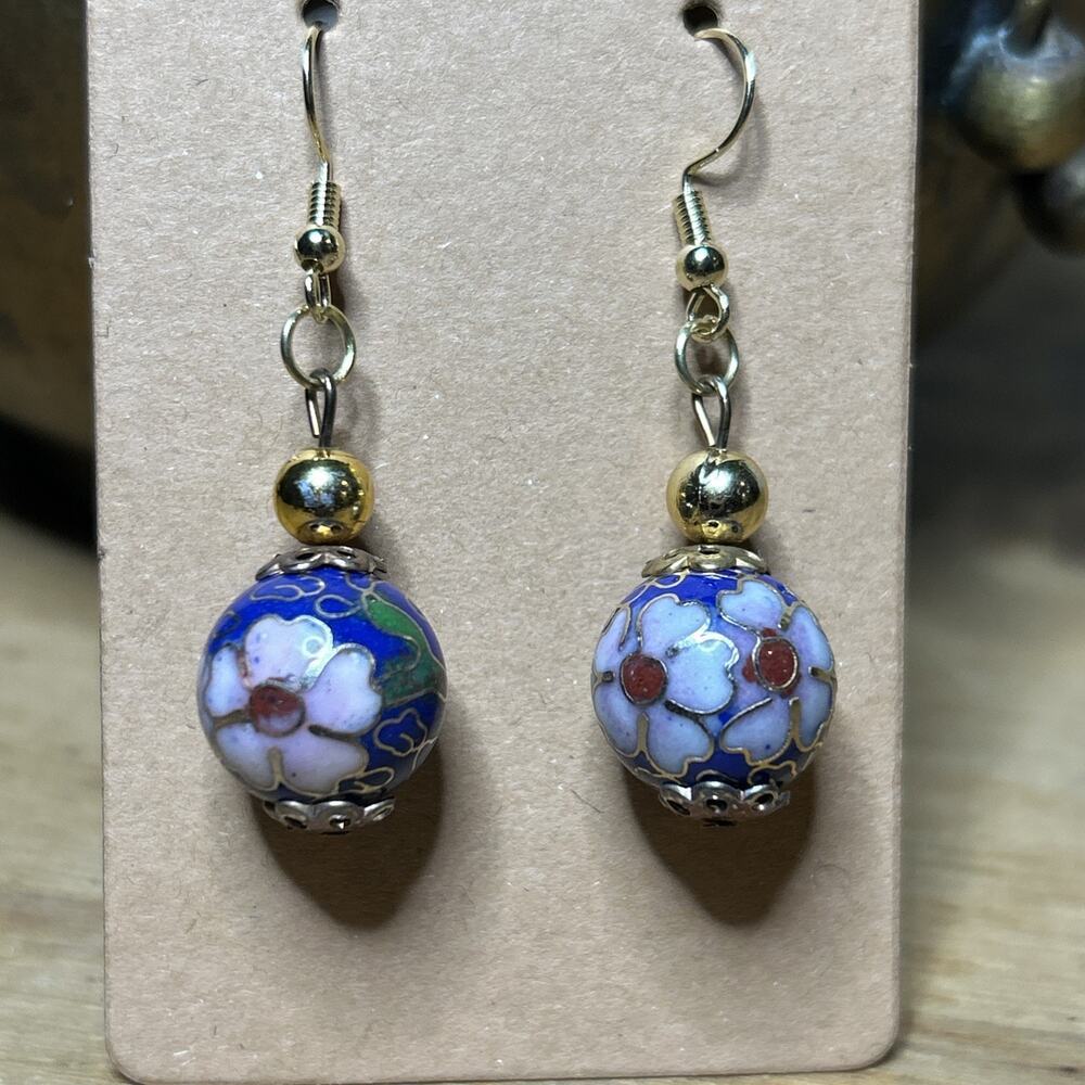 Pink Floral Round Bead Earrings Gold Tone Pierced Dangle 1.75